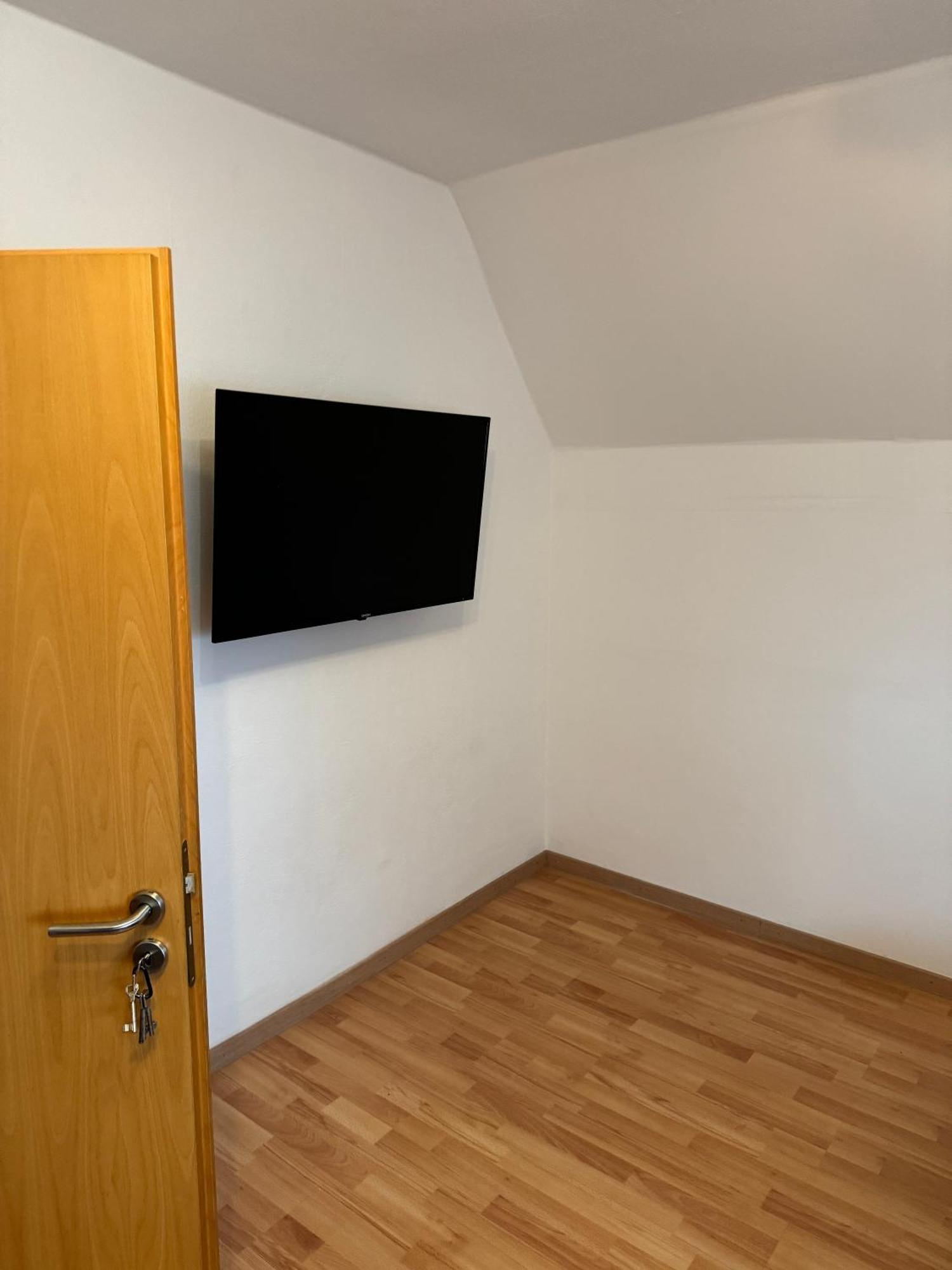 Schoene Wohnung Mit Tv, Wlan Und Kueche - Anna Werne Екстер'єр фото